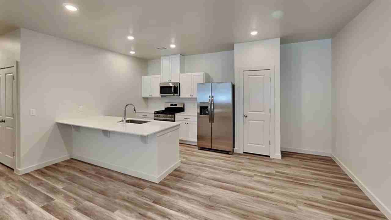 3810 Frank's Way - Photo 3 of 22