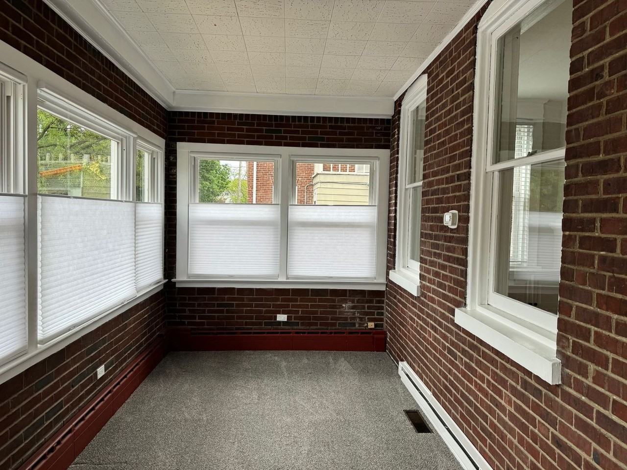 1806 N Monroe St - Photo 3 of 20