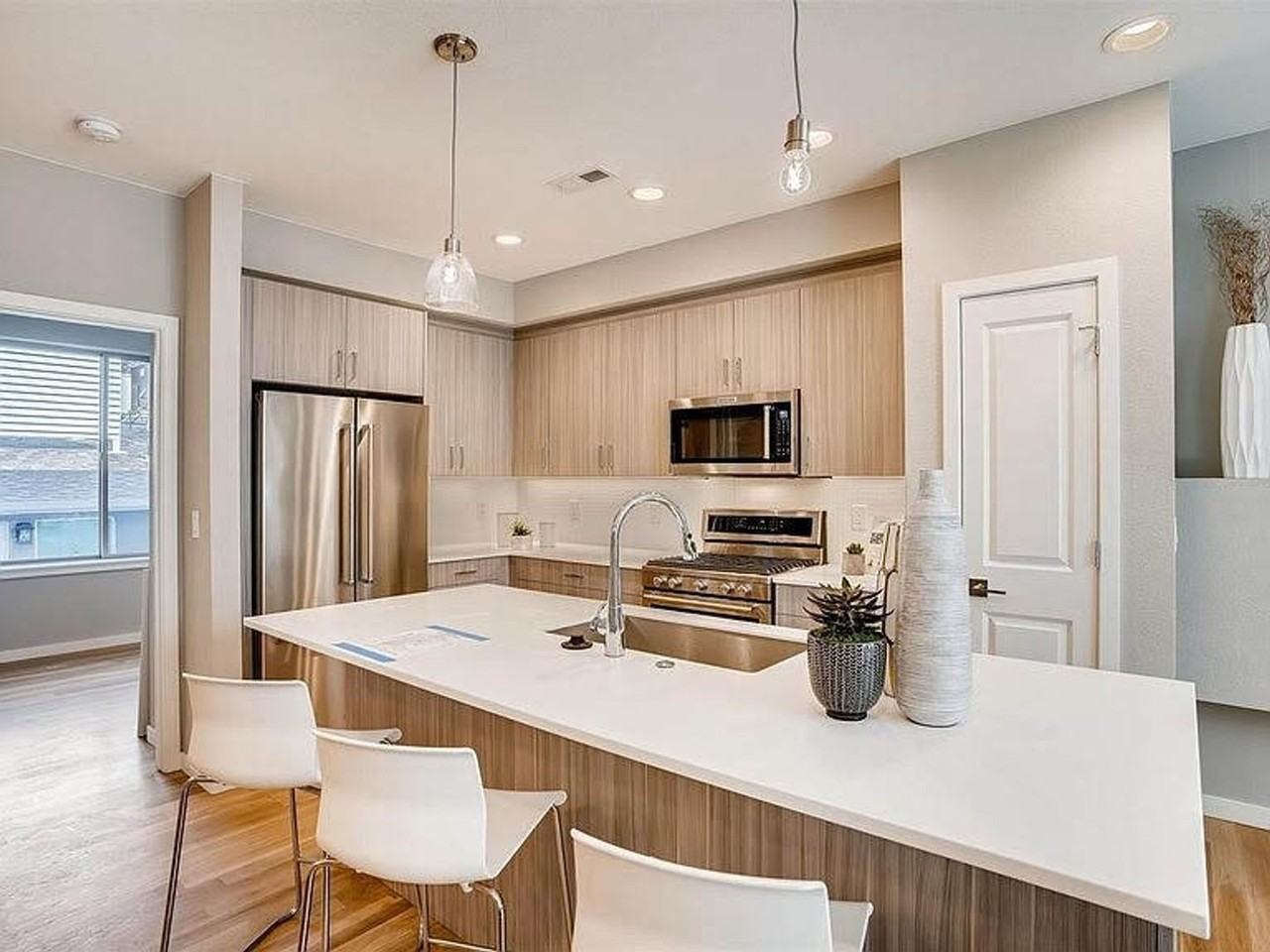 90 Galapago St - Photo 3 of 26