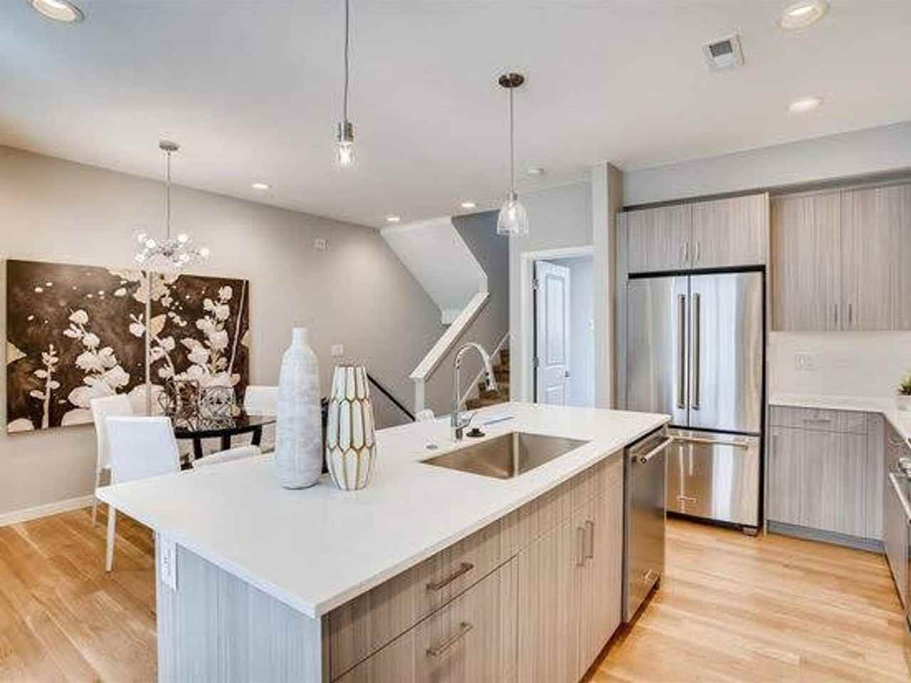90 Galapago St - Photo 4 of 26