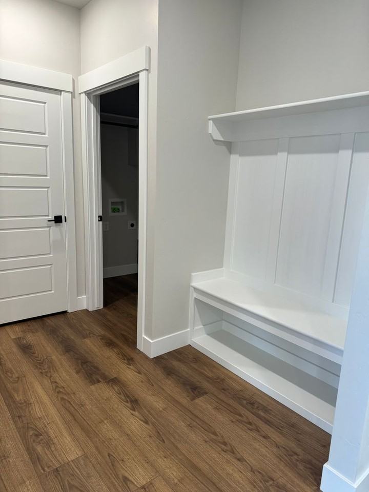 577 S Idaho Ave - Photo 5 of 28