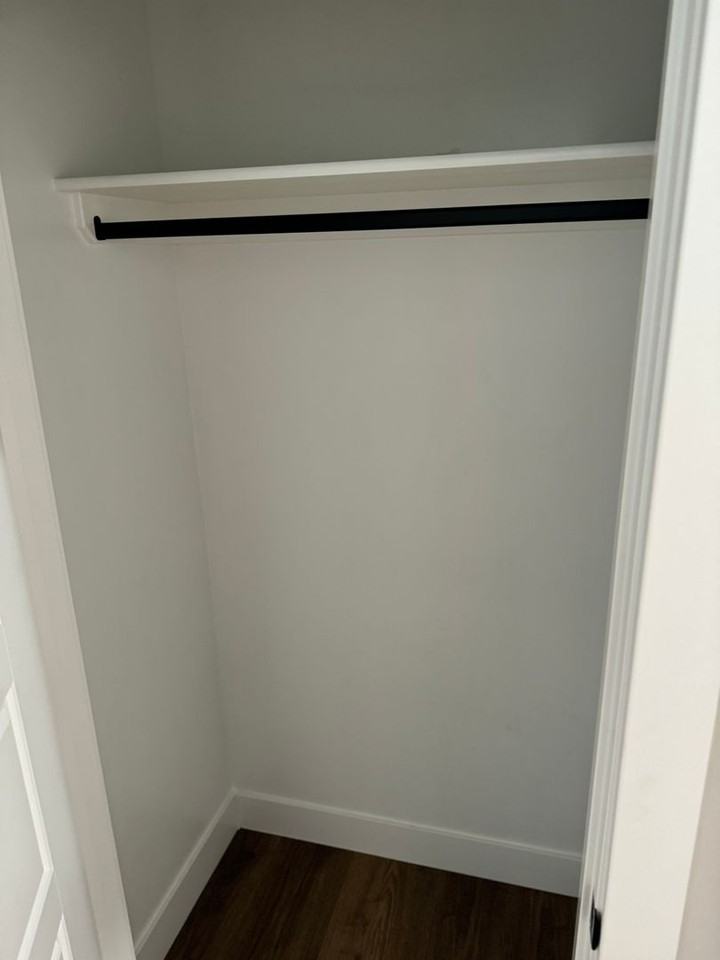 577 S Idaho Ave - Photo 7 of 28