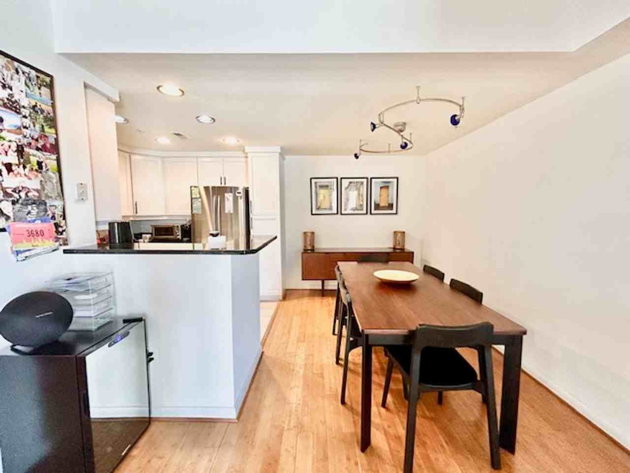 1111 11th St Nw #708 - Photo 3 of 25