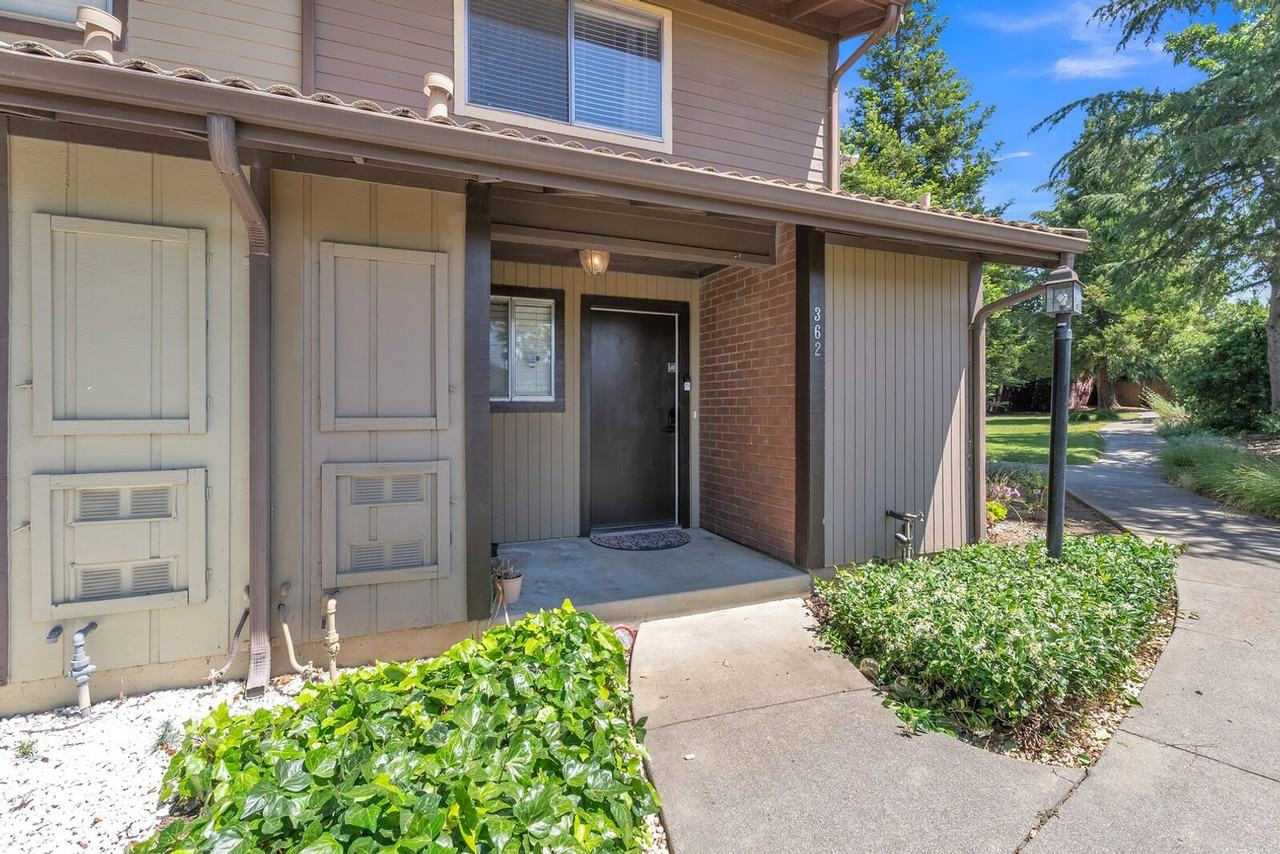 362 Tabor Ave - Photo 2 of 24