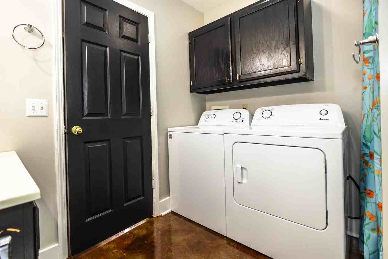 111 Sydne Ln - Photo 5 of 15