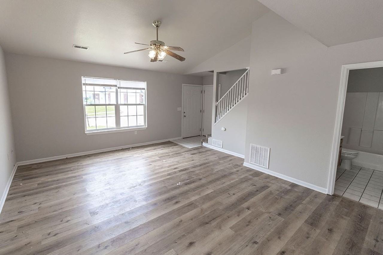 1412 N Frideriki Dr - Photo 4 of 22