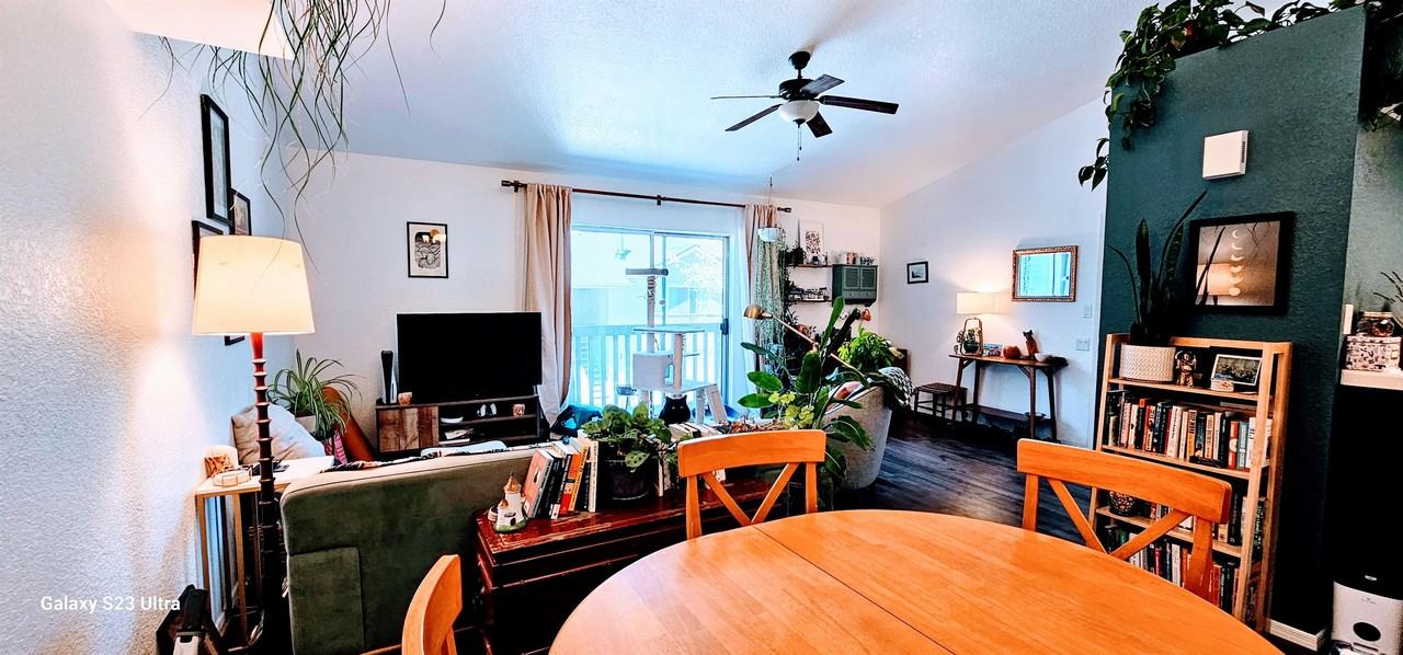 111 E Oak Ave #1 - Photo 4 of 16