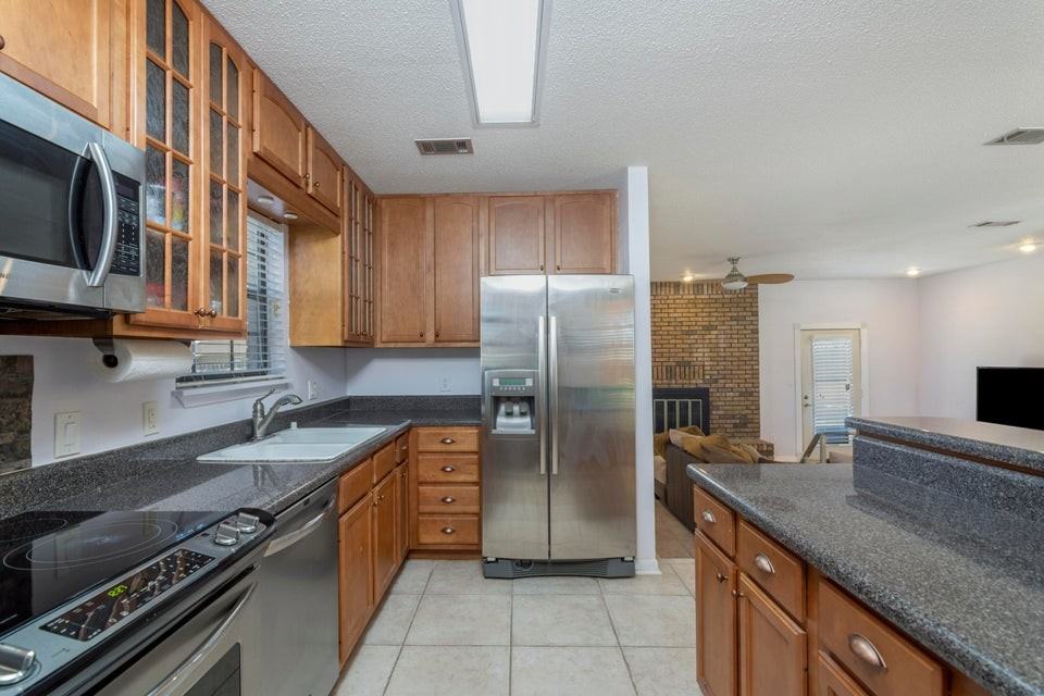 708 Avenue Due Fontaine Bleau #1 - Photo 6 of 26