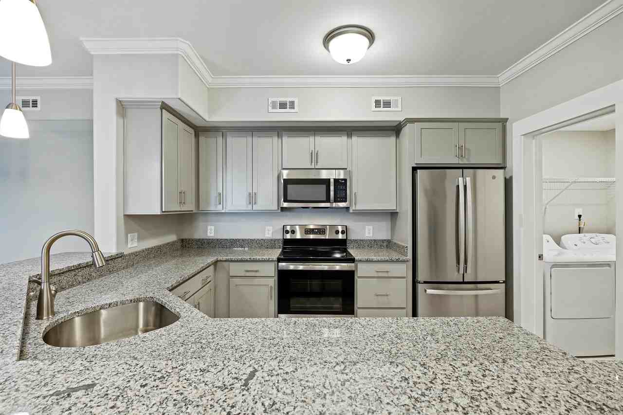 Toshiba Drive #206 - Photo 2 of 20