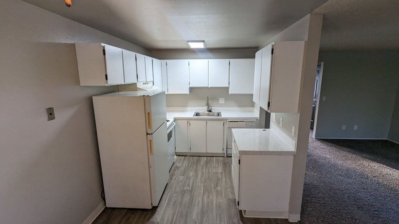 Stillwater Apartments - Photo 2 of 50