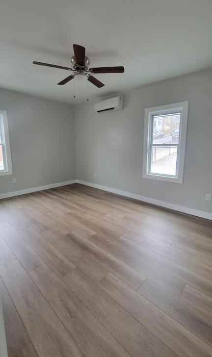 183 Lowell St - Photo 4 of 6