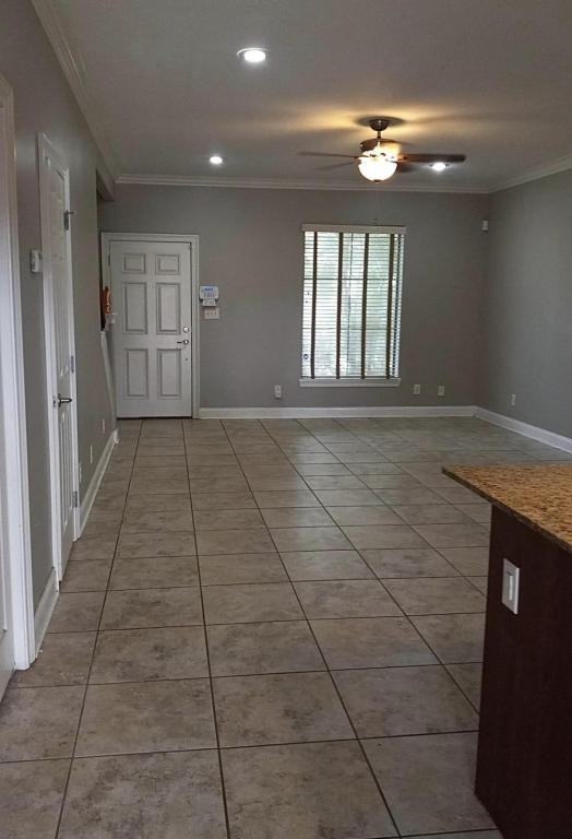 1500 Lacadie Dr Apt C - Photo 5 of 7
