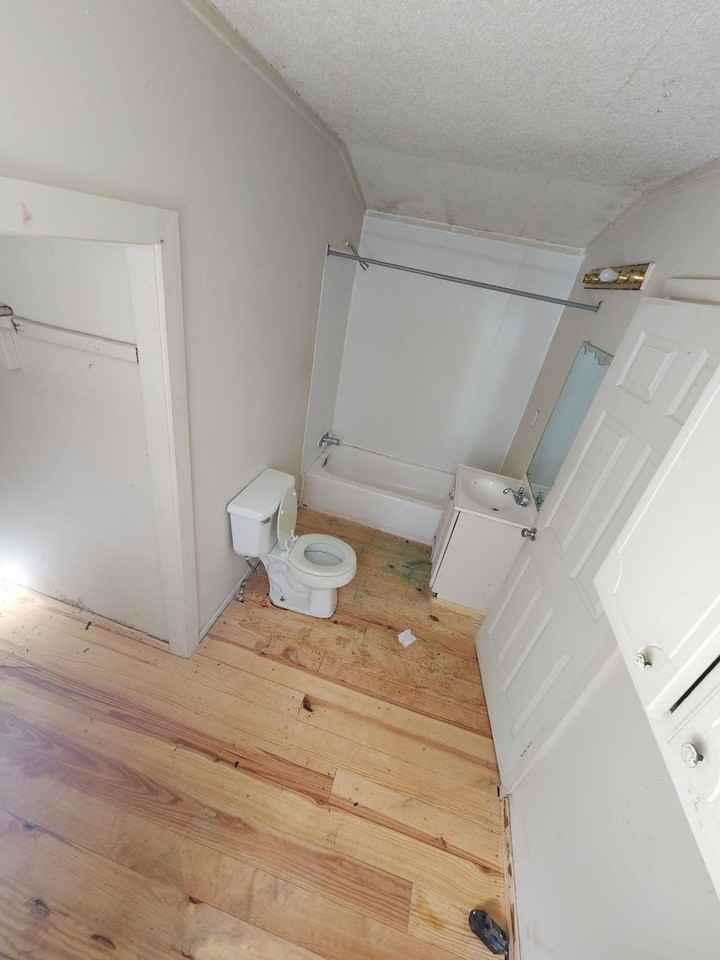 Alisha Circle - Photo 5 of 5