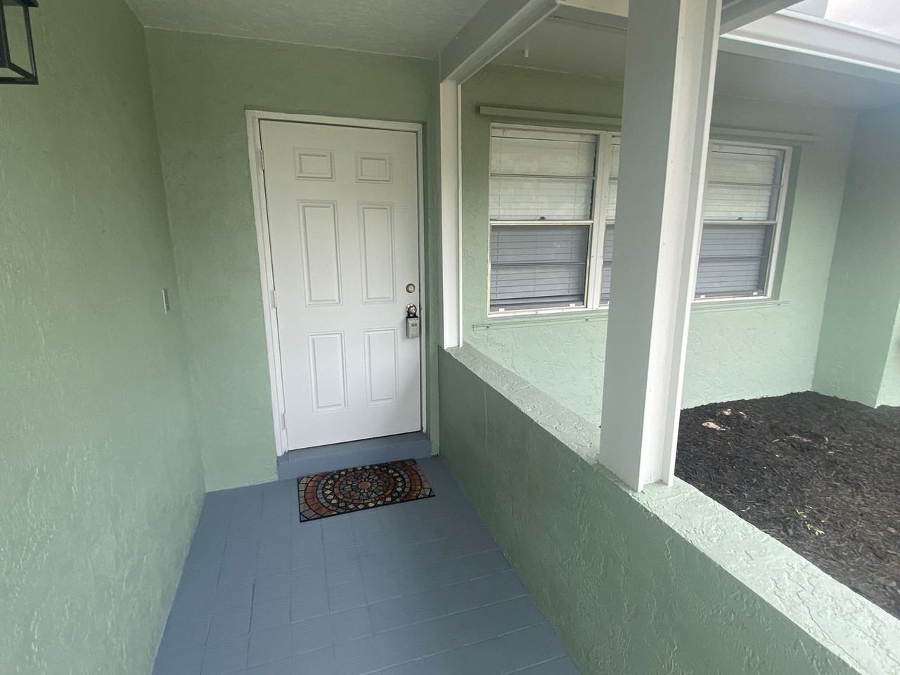 1317 Willow Rd - Photo 2 of 33