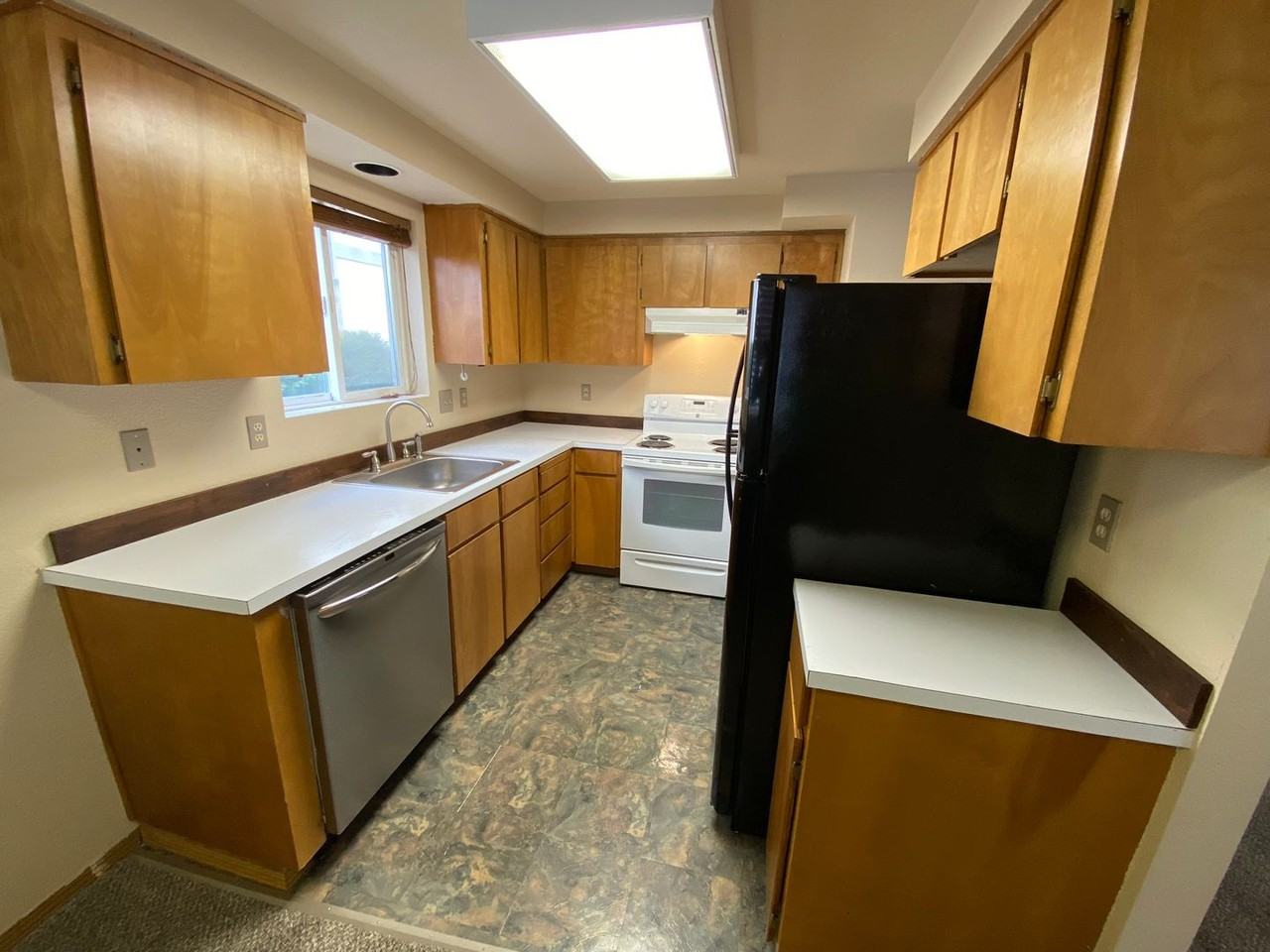 109 S Pearl St. - Photo 7 of 18