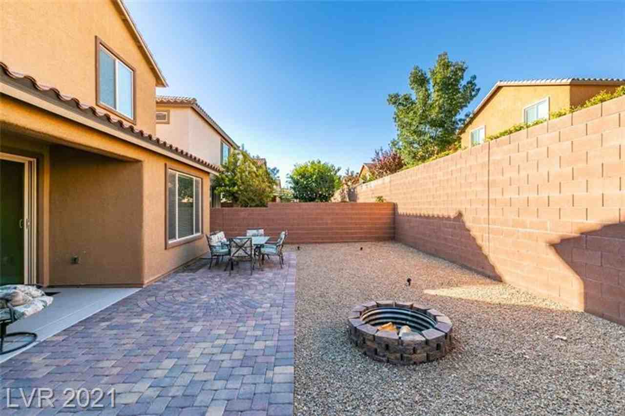 10981 Elk Sands Rd - Photo 4 of 21