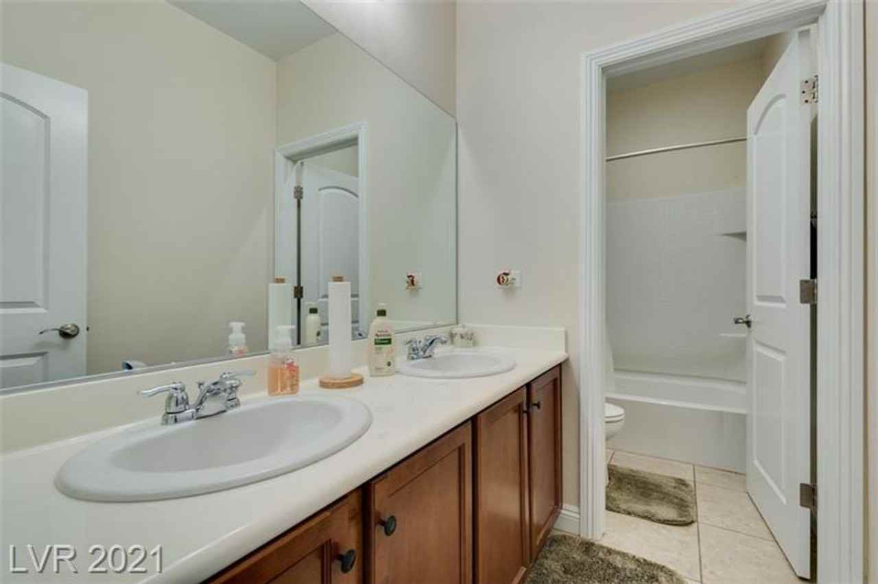 10981 Elk Sands Rd - Photo 5 of 21