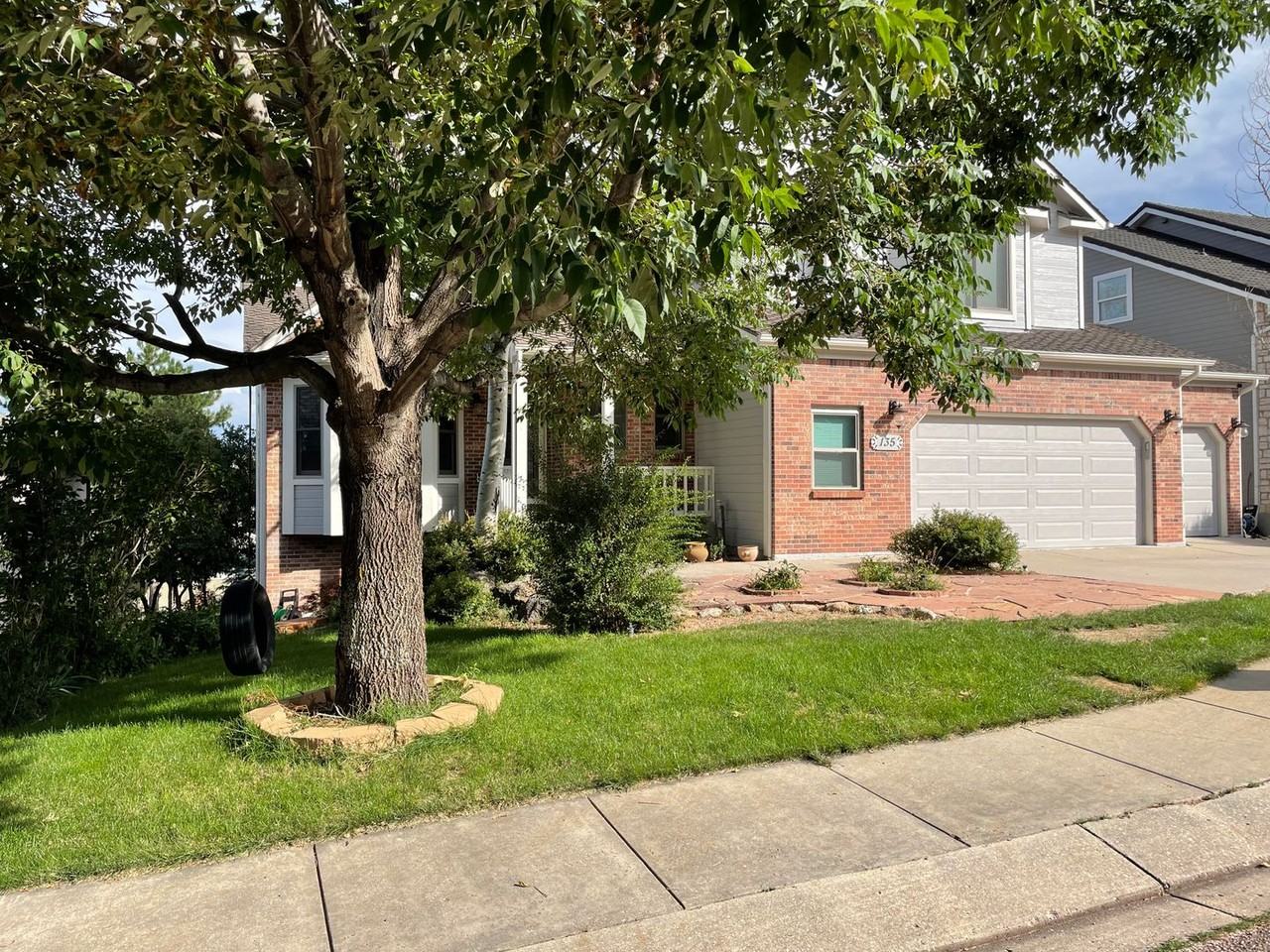 135 Odessa Pl - Photo 2 of 33