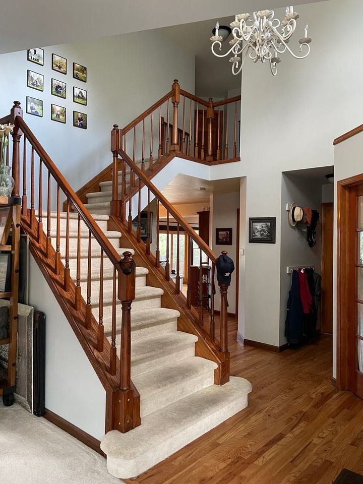 135 Odessa Pl - Photo 3 of 33
