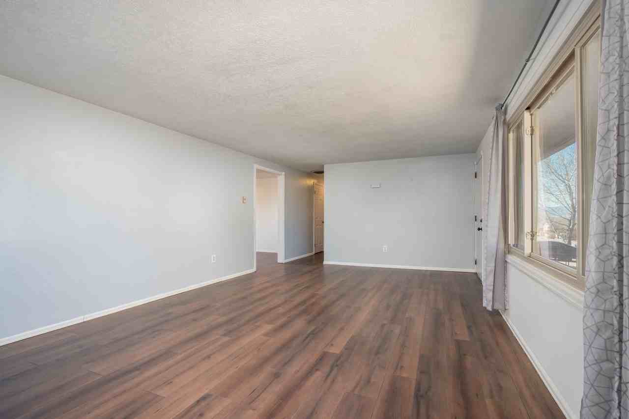 544 S Watermelon Dr - Photo 5 of 33