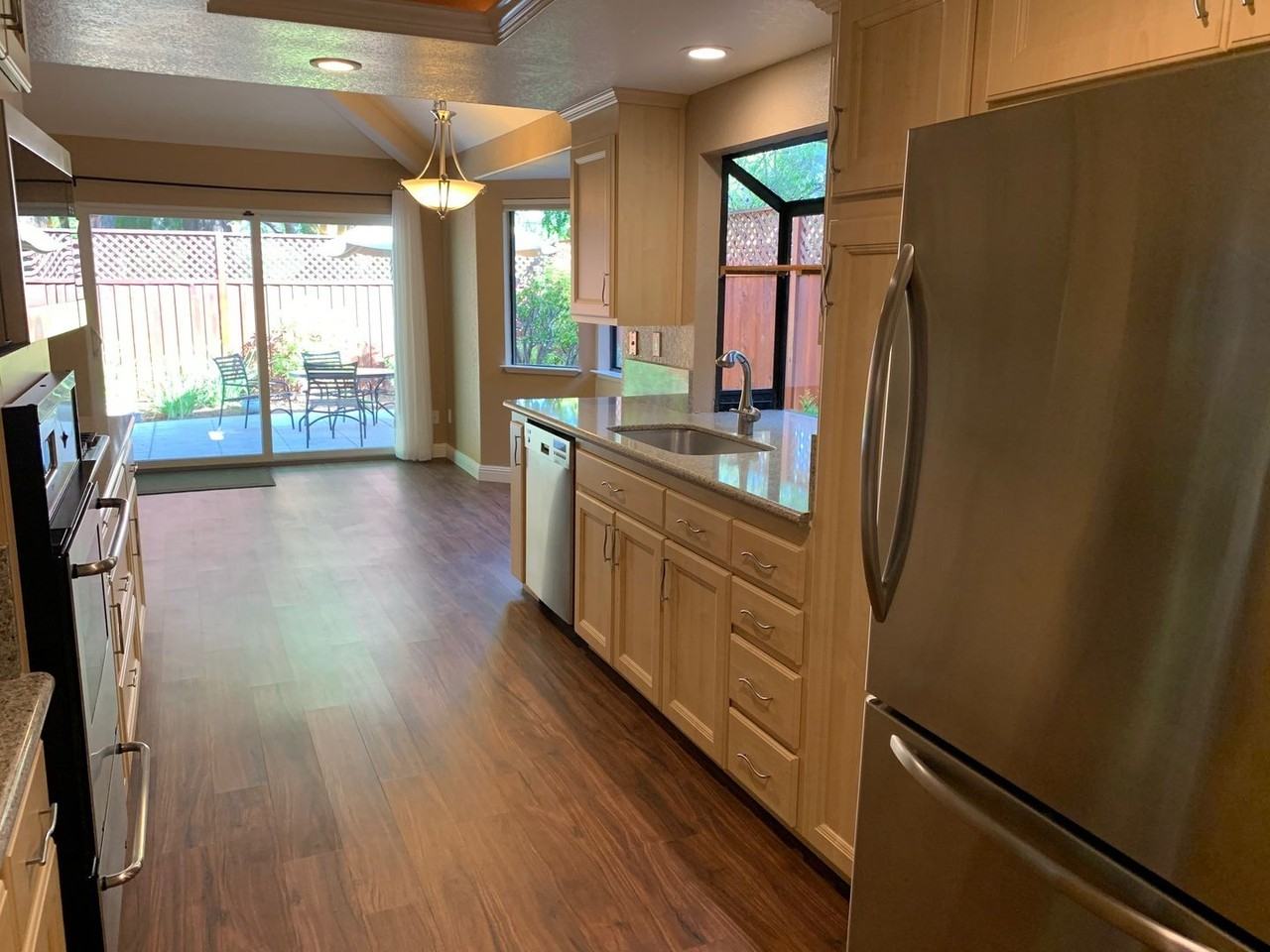 12642 Biarritz Ln - Photo 3 of 21