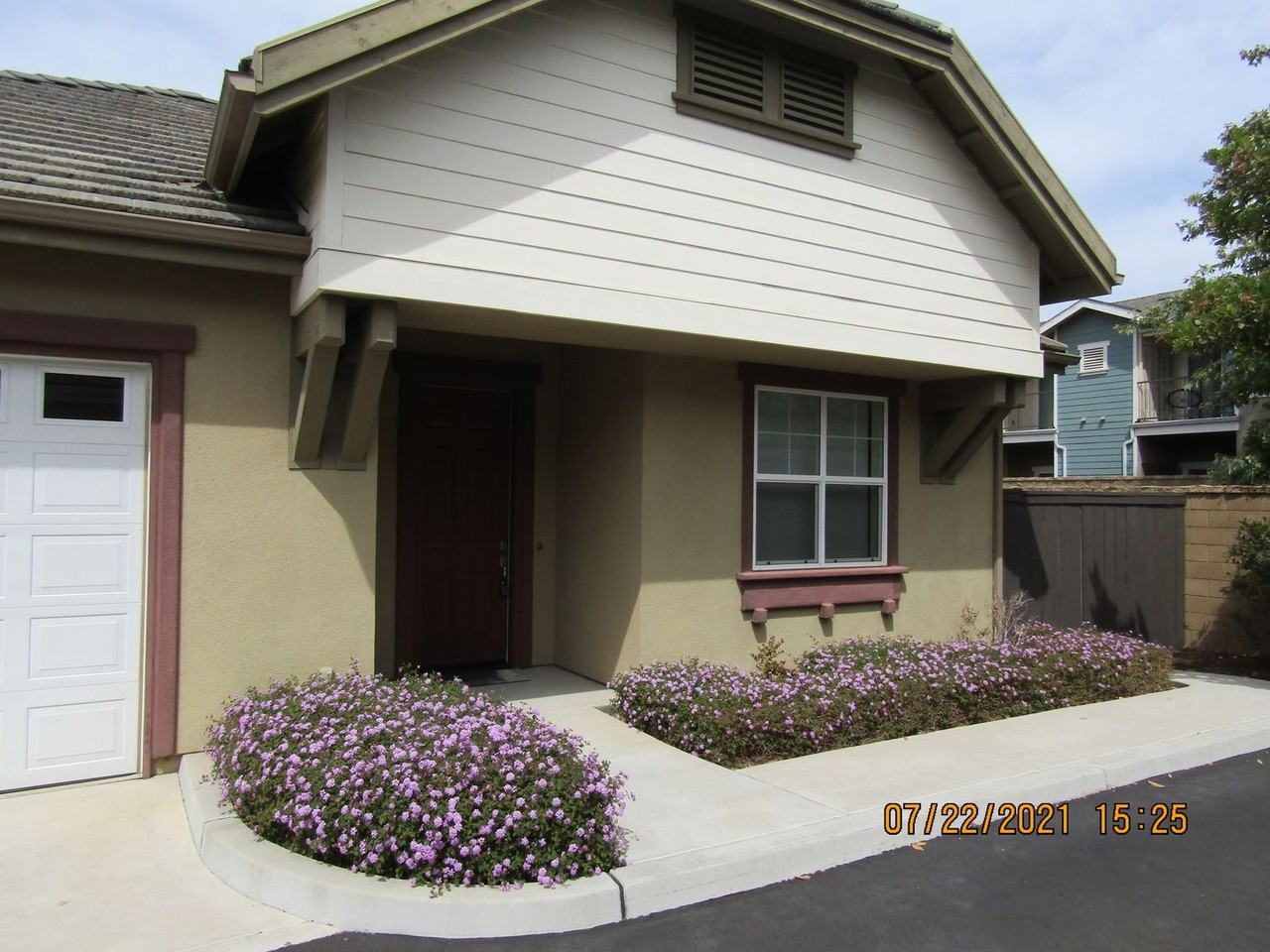 1638 Chianti Ln - Photo 2 of 29