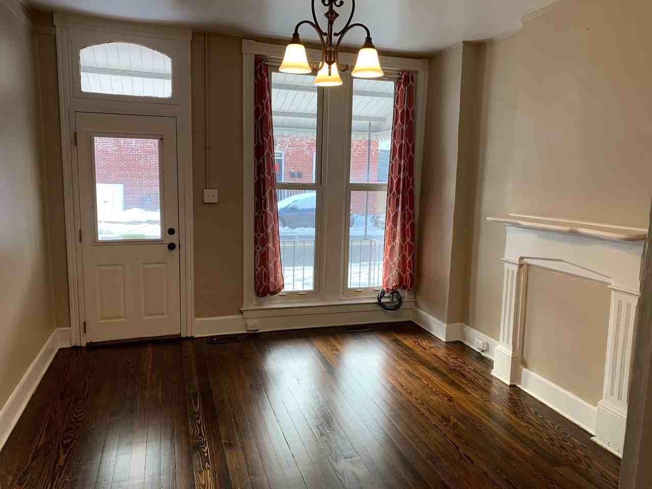 205 W 5th St - Photo 6 of 7