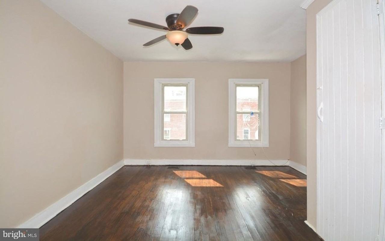 205 W 5th St - Photo 4 of 7
