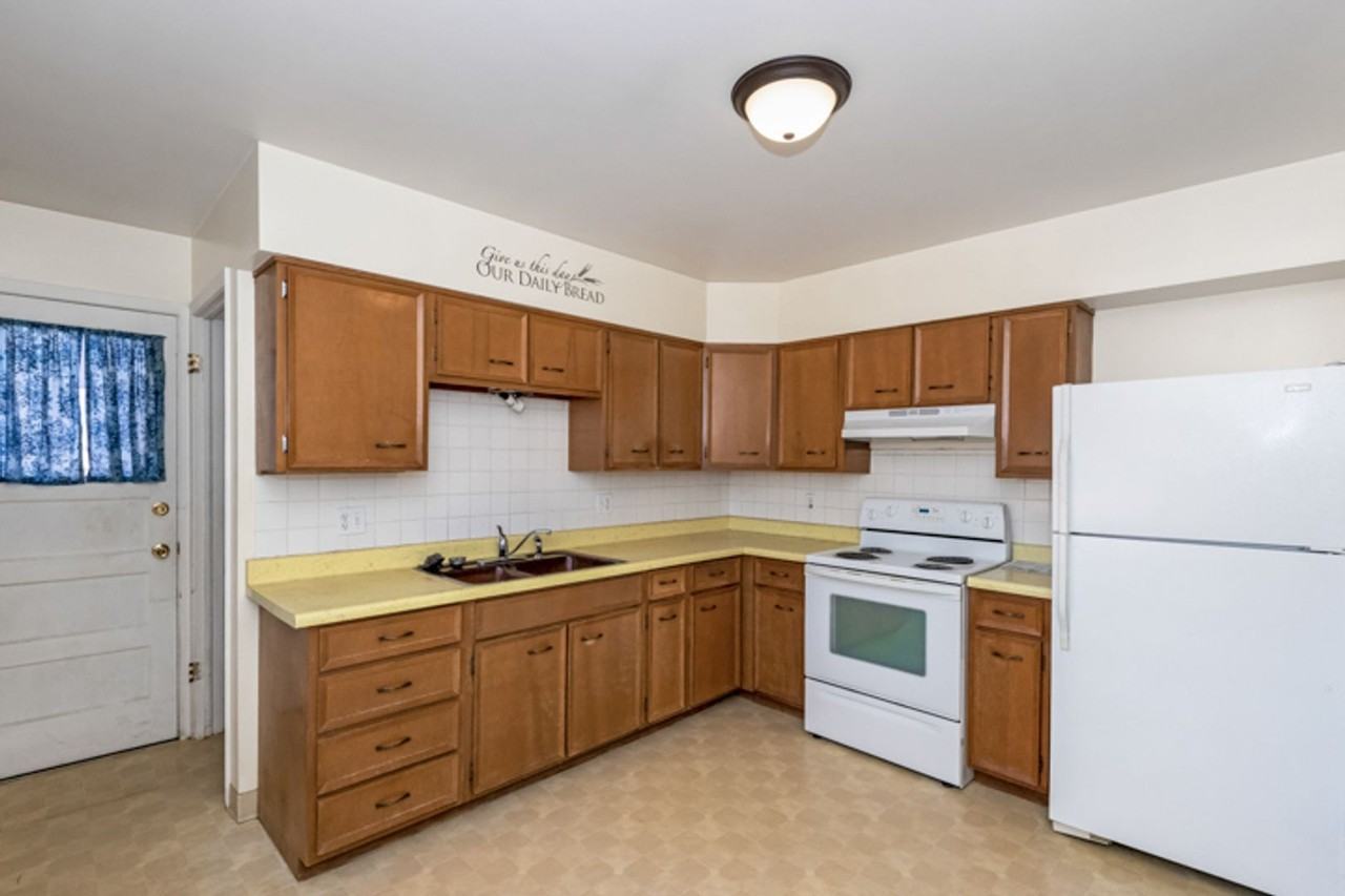 604 Tulane Dr - Photo 2 of 18