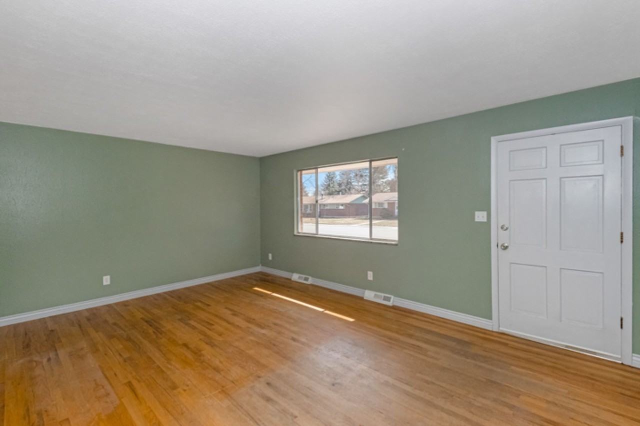 604 Tulane Dr - Photo 4 of 18