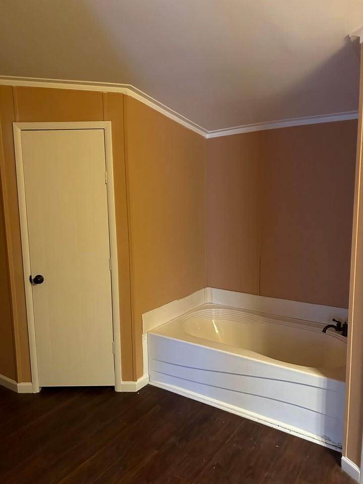 1002 Everglade Dr - Photo 6 of 17