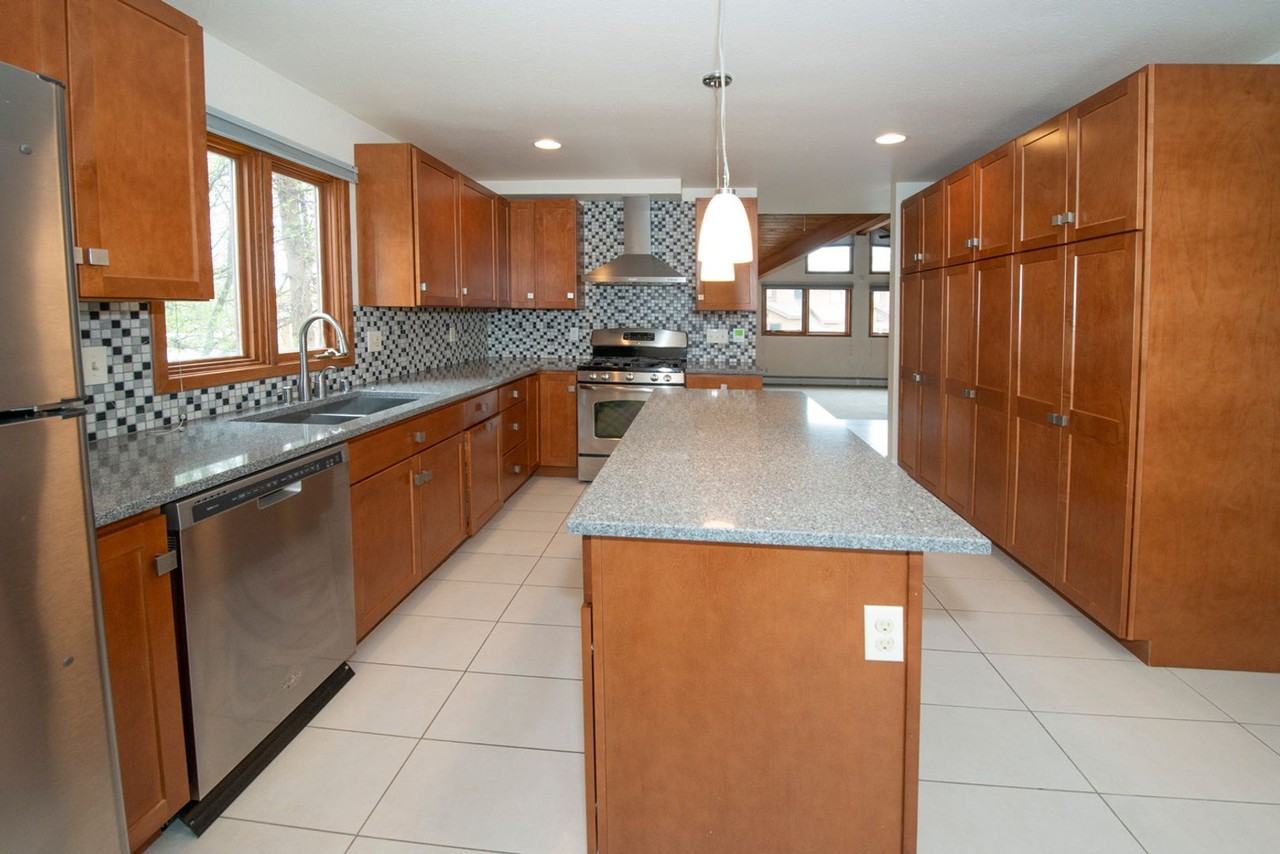 4141 Raspberry Rd - Photo 3 of 20