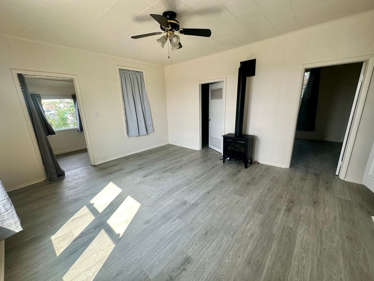 2100 Humboldt St - Photo 7 of 19