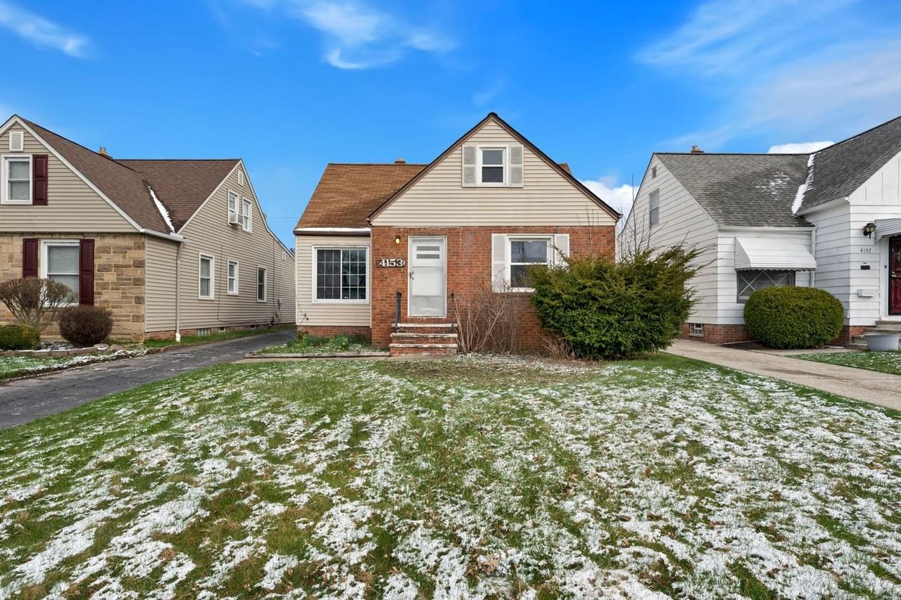 4153 Stilmore Rd - Photo 2 of 33