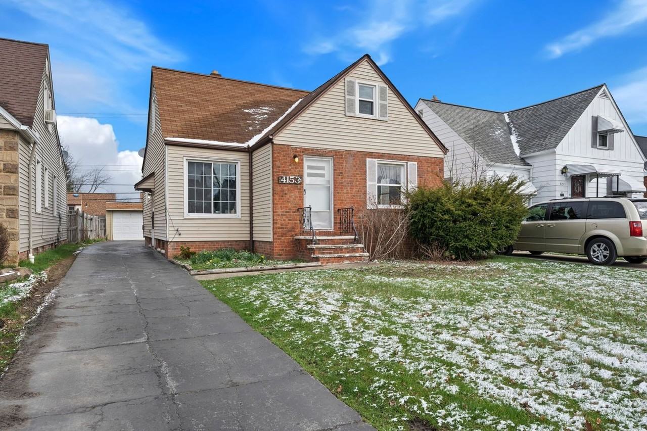 4153 Stilmore Rd - Photo 3 of 33