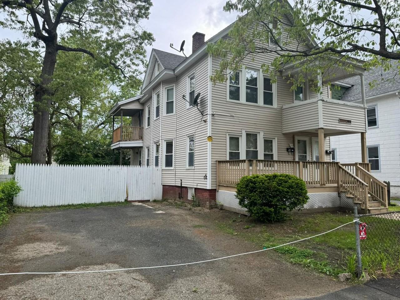 50-52 Sycamore Street - Photo 2 of 11