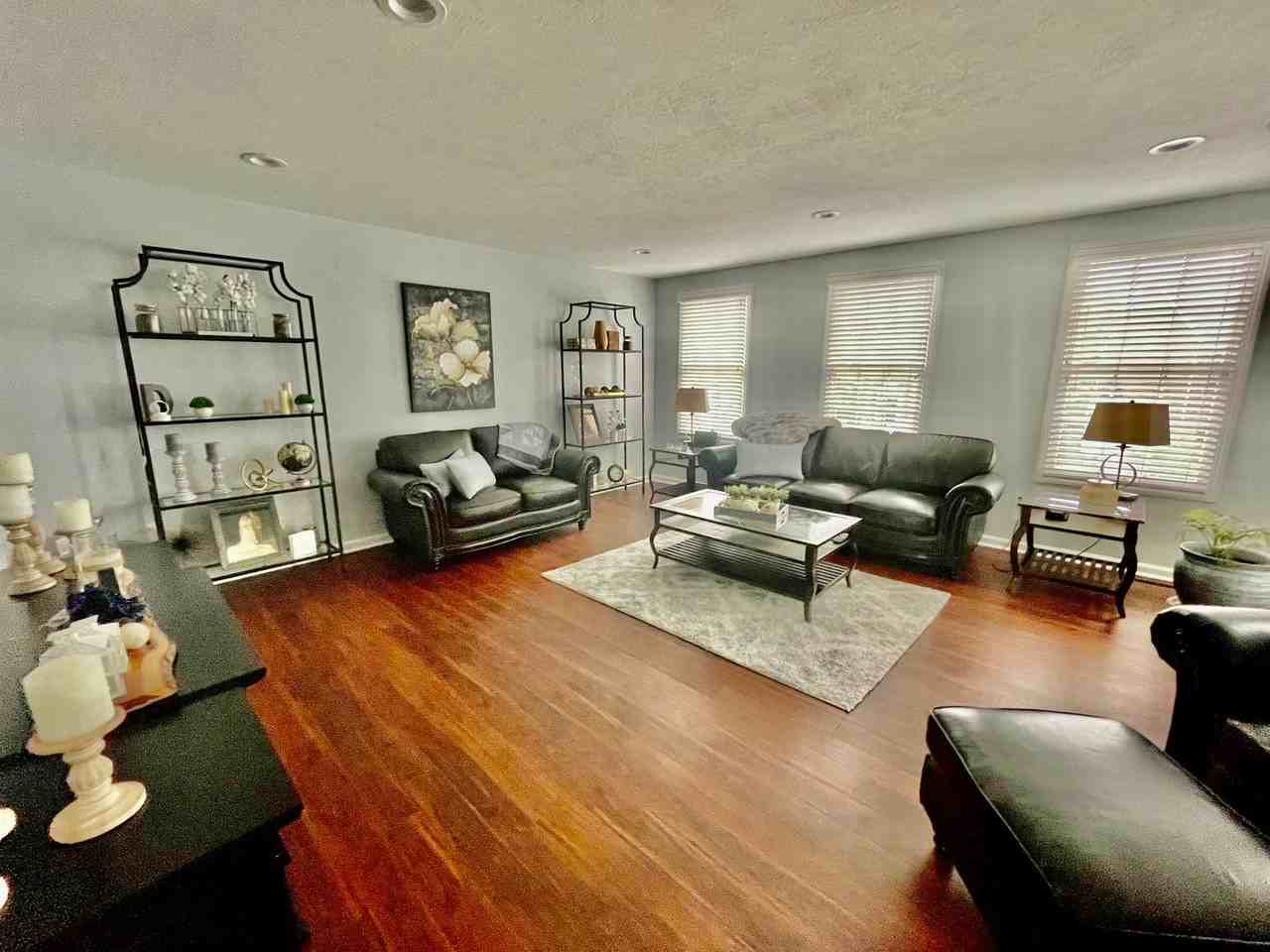 307 Marshall Heights Dr - Photo 5 of 35