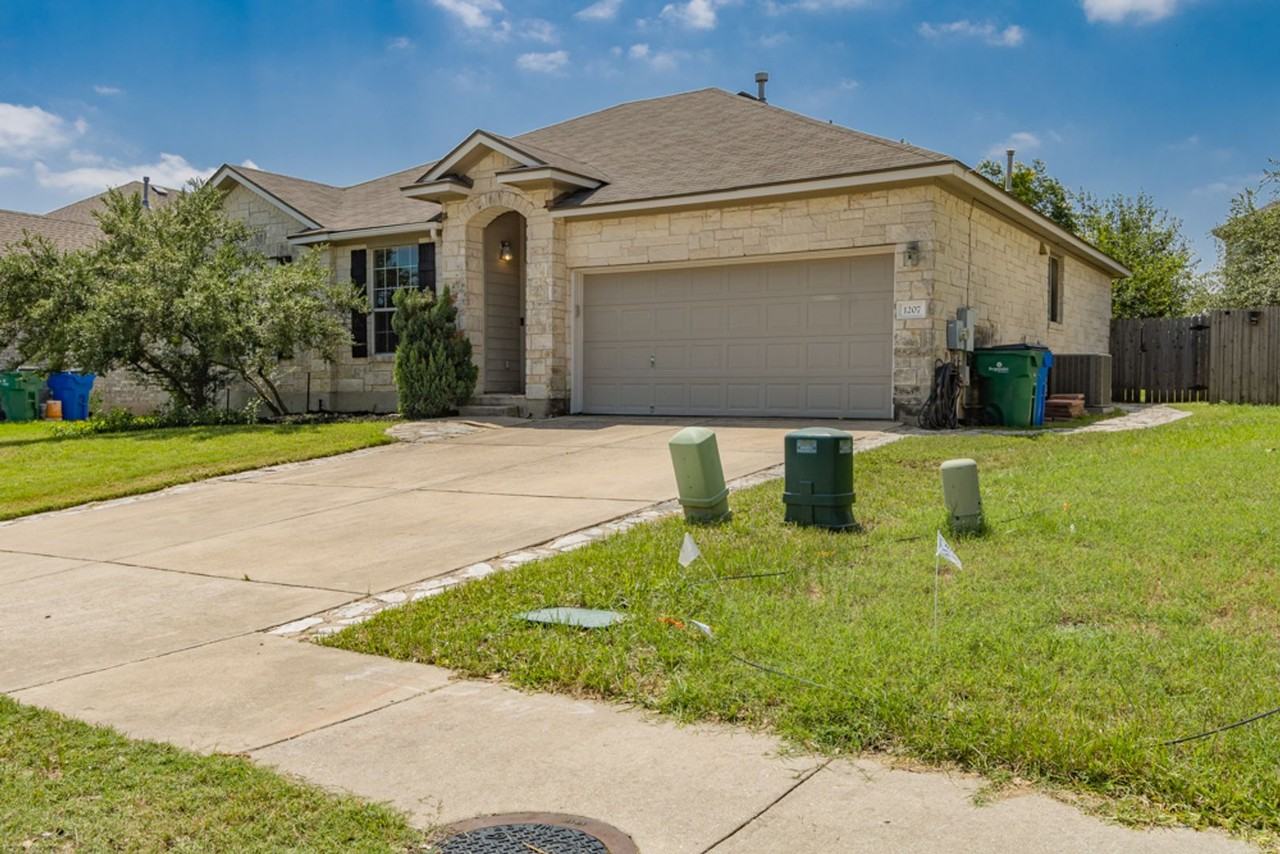 1207 Springbrook Rd - Photo 2 of 30