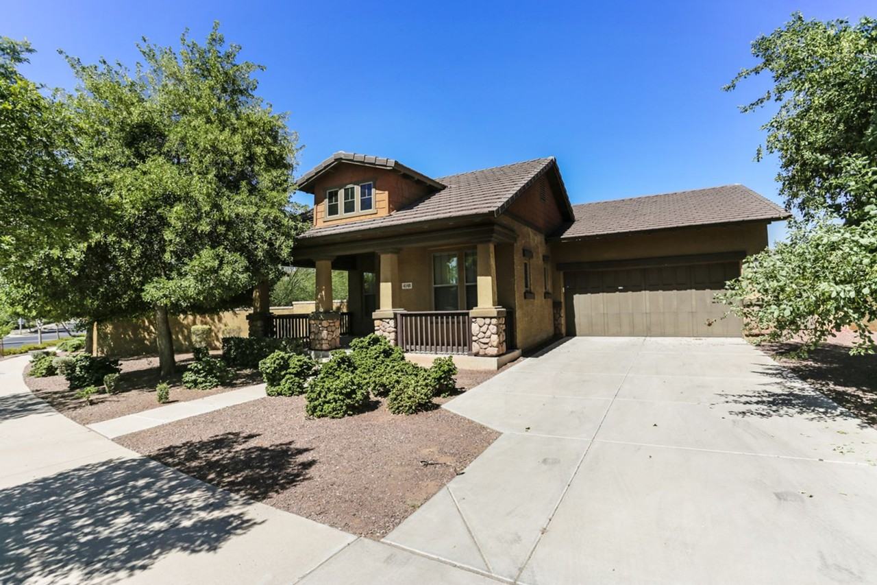 4148 North Evergreen Street - Photo 4 of 36