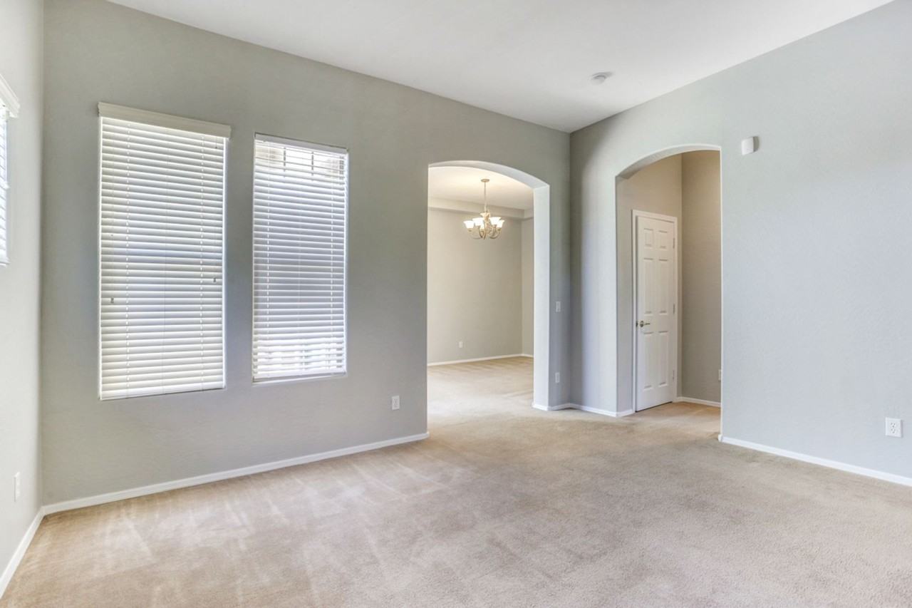 4148 North Evergreen Street - Photo 6 of 36