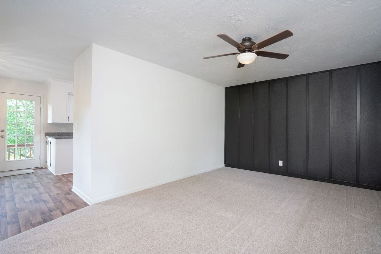 805 S 7th Ave - Photo 3 of 27