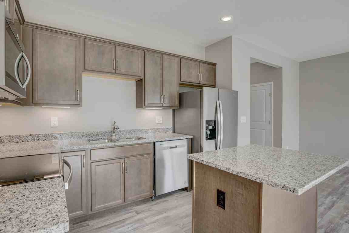 2021 Terrace Ct #6 - Photo 3 of 7