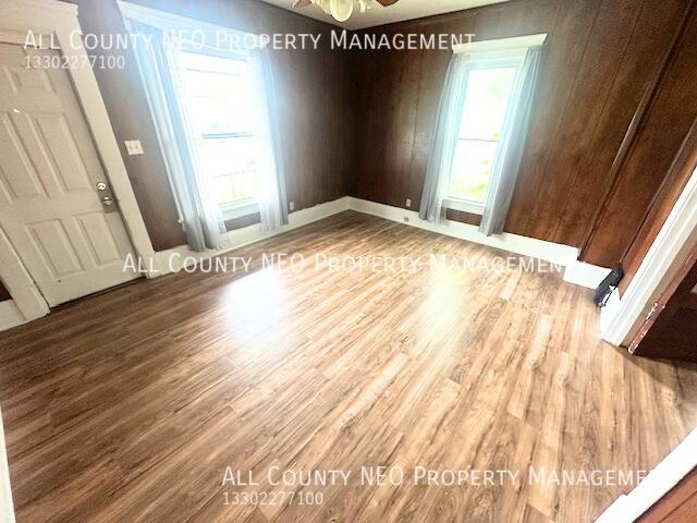 184 E Voris St - Photo 3 of 12