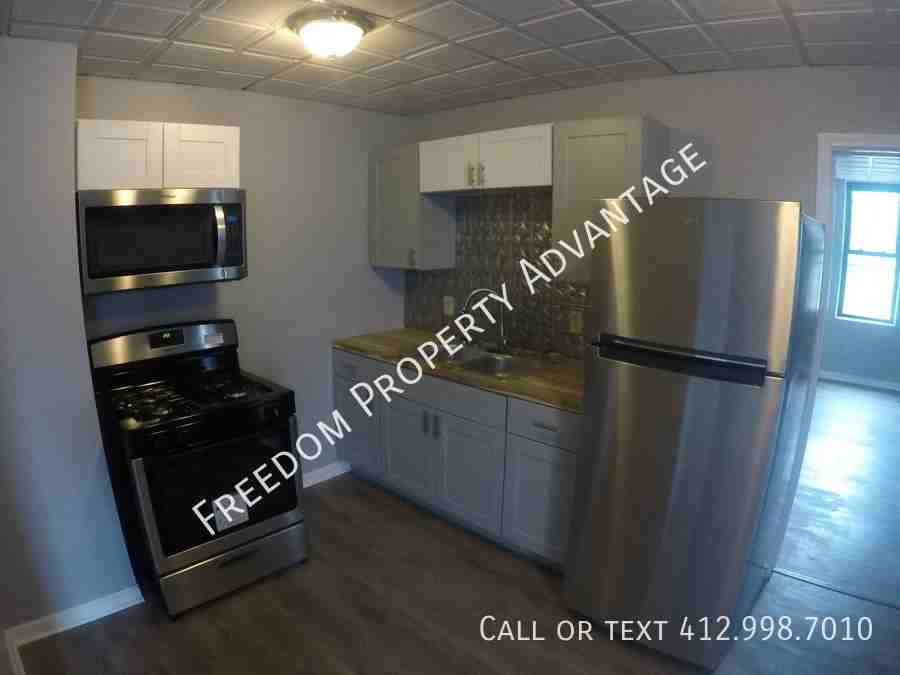 129 S 17th St #2 - Photo 3 of 12