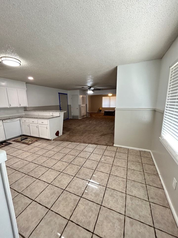 5216 15th St #NA - Photo 3 of 13