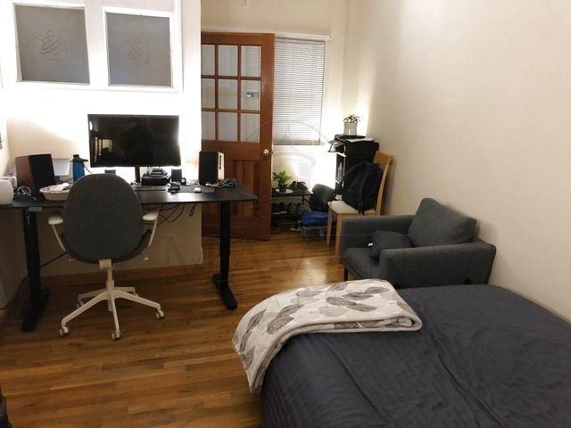 4 Curtis St #1