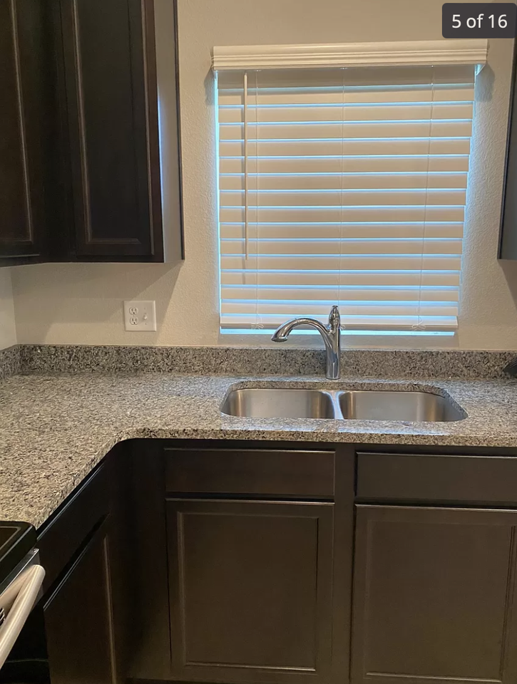 1200 Apopka Pl #NA - Photo 5 of 10