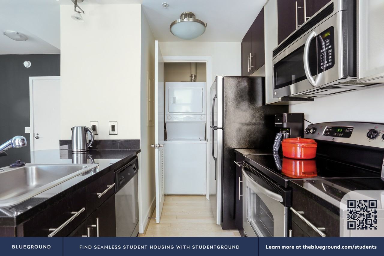 733 15th Street Northwest - Photo 7 of 23