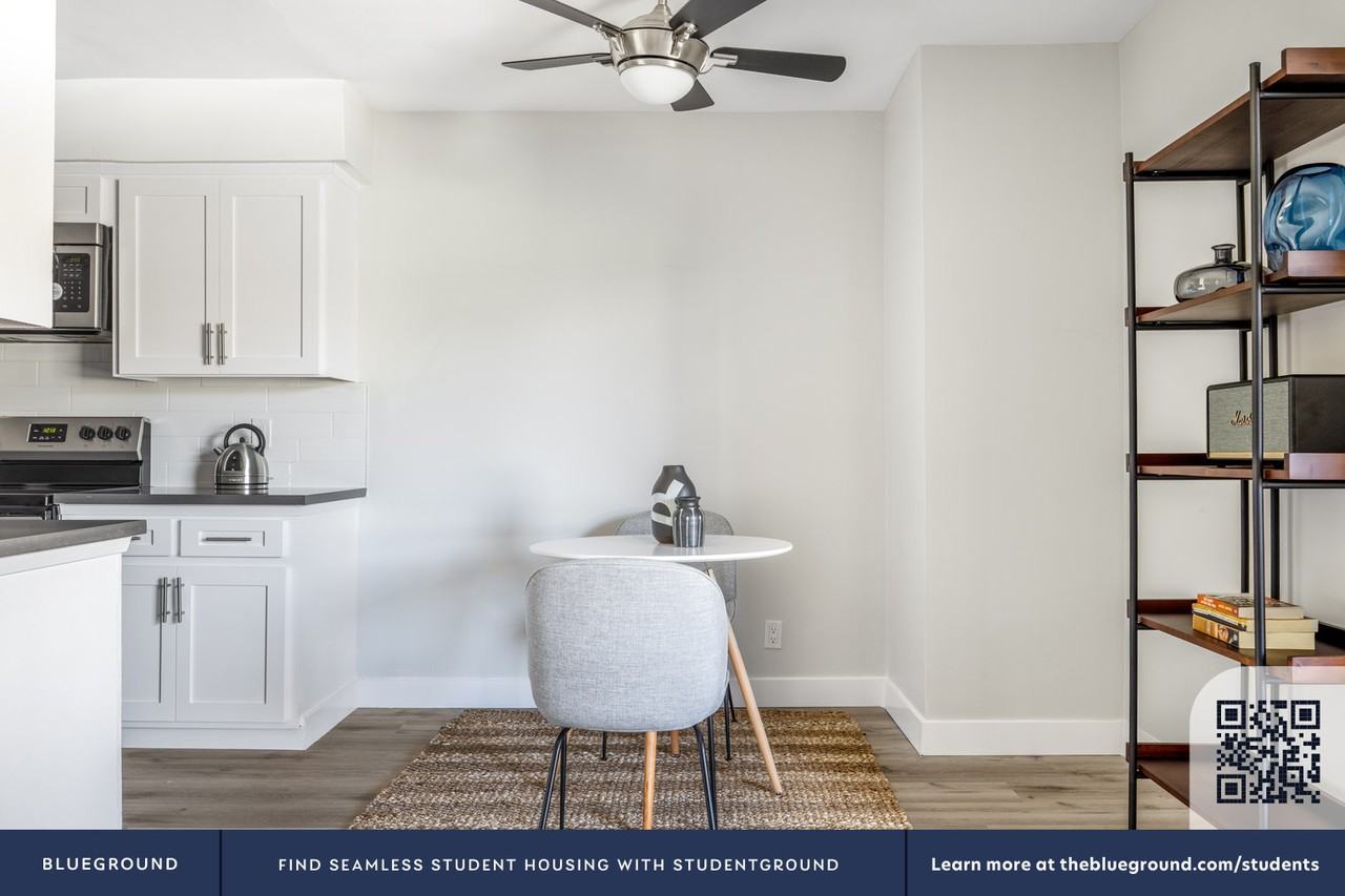 330 North Crescent Drive - Photo 7 of 38