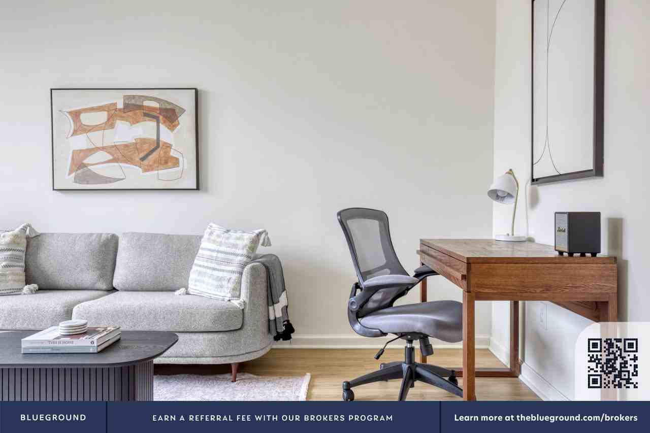 50 West 77th Street #821 - Photo 4 of 22